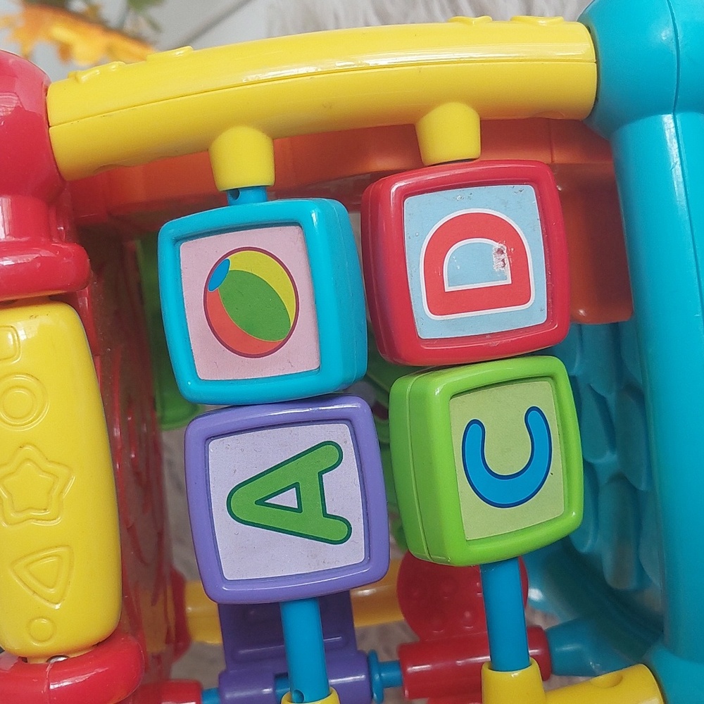 VTECH,PLAYSKOOL - Picture 3 of 7